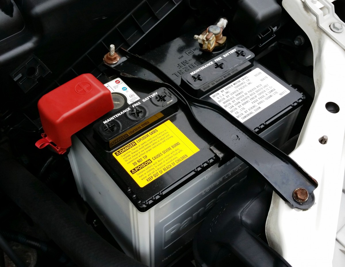 Comment fonctionne la recharge d'une batterie de voiture ? Combien de temps  pour une recharge.